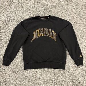 Air Jordan Mens Black Crew Neck Fleece Sweater Small Plaid Spell Out Letters Y2K